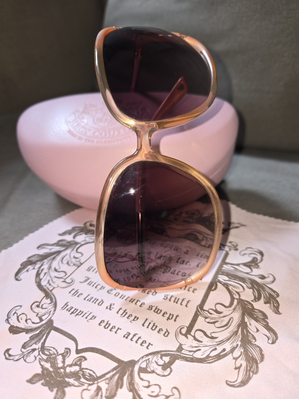 JUICY COUTURE APRICOT & PEACH GRADIENT LENS OVERSIZED SUNGLASSES